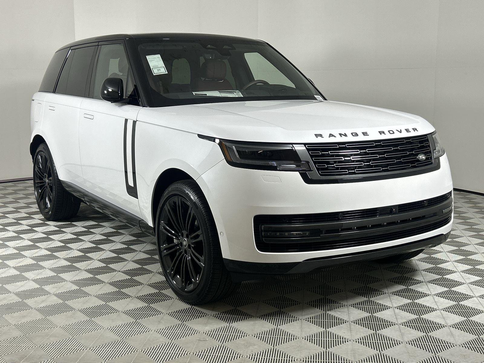 New 2025 Land Rover Range Rover SE image 7