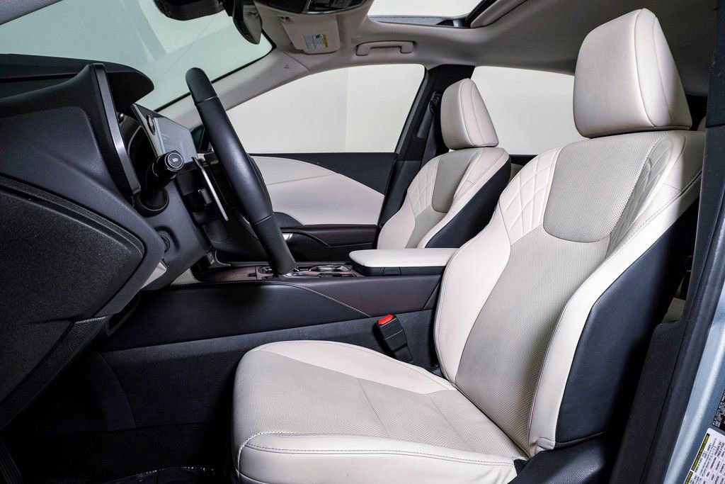 Used 2023 Lexus RX 350 Premium w/ Accessory Package image 17
