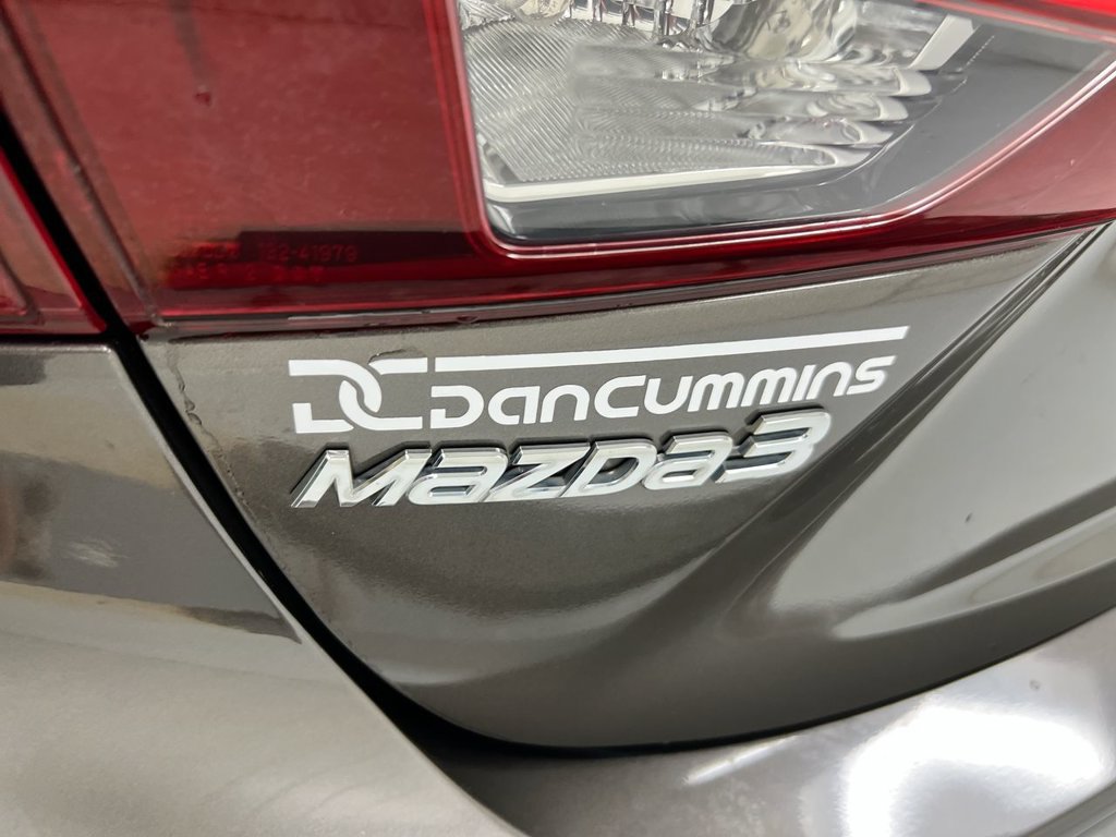 Used 2014 MAZDA MAZDA3 i Touring FWD image 24