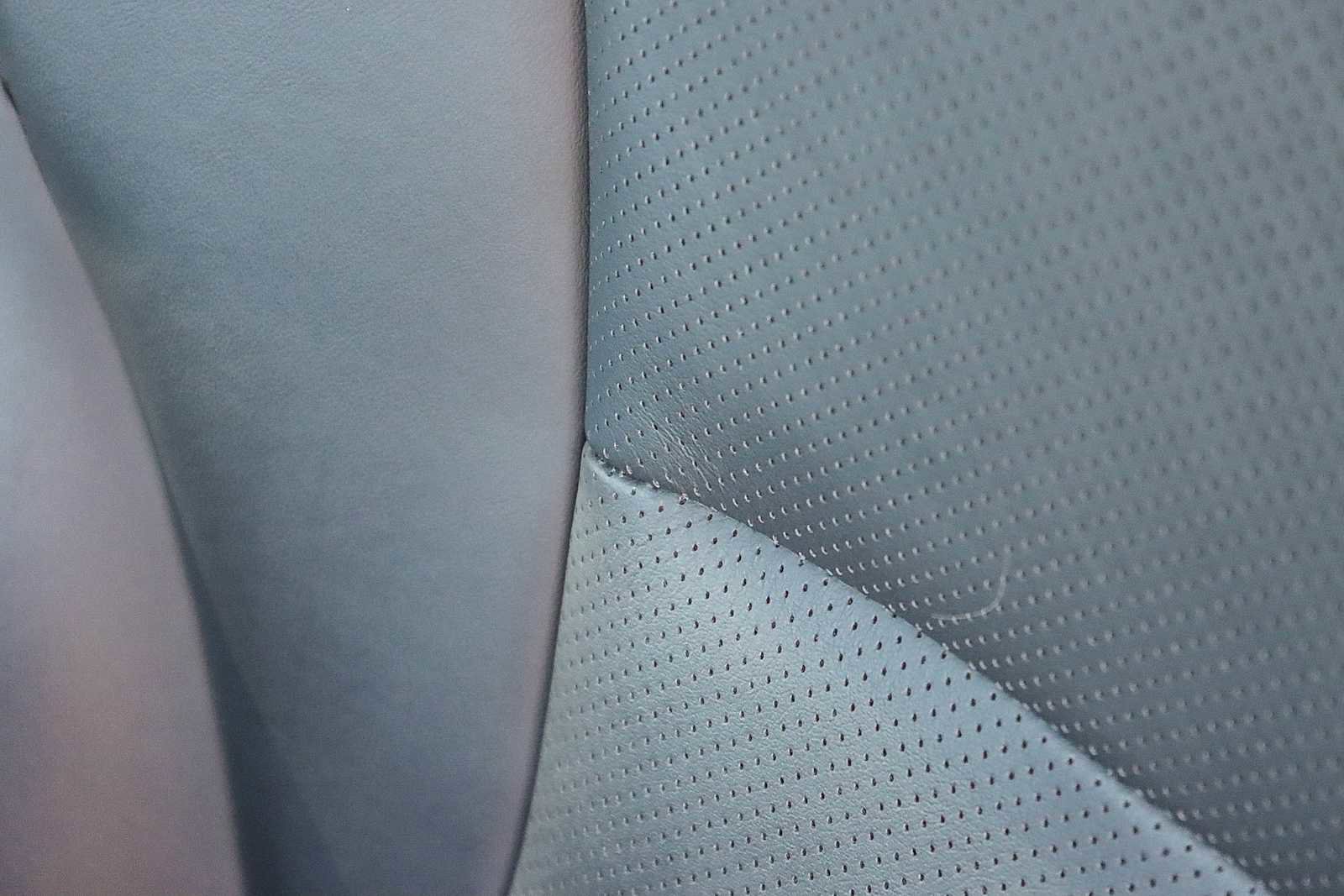 Used 2023 Honda Accord Touring image 25