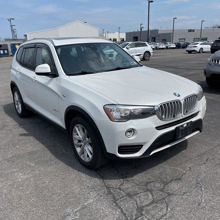 Used 2017 BMW X3 xDrive28i AWD/4WD image 5