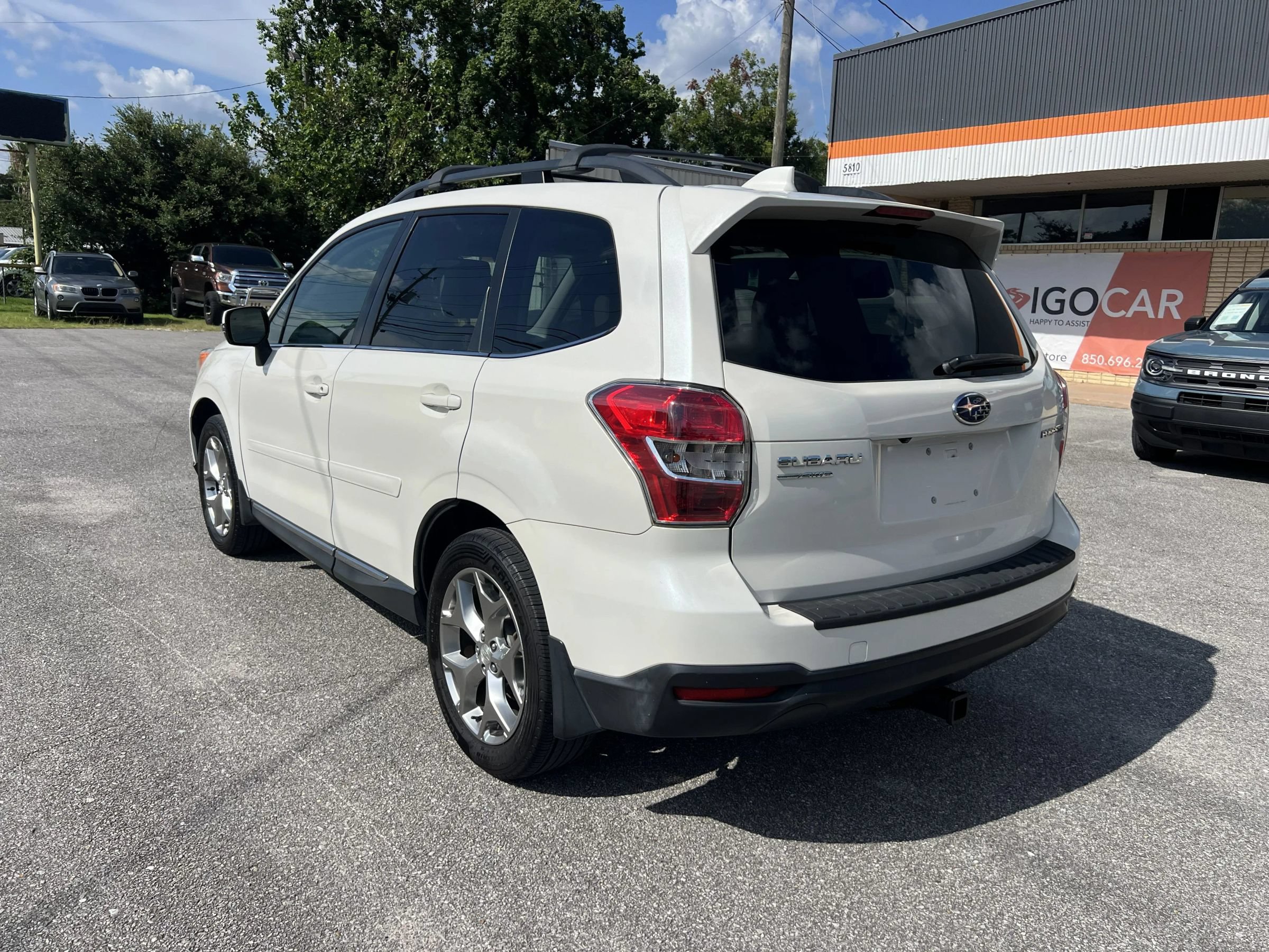 Used 2016 Subaru Forester 2.5i Touring w/ Eyesight & Navigation System AWD/4WD image 9