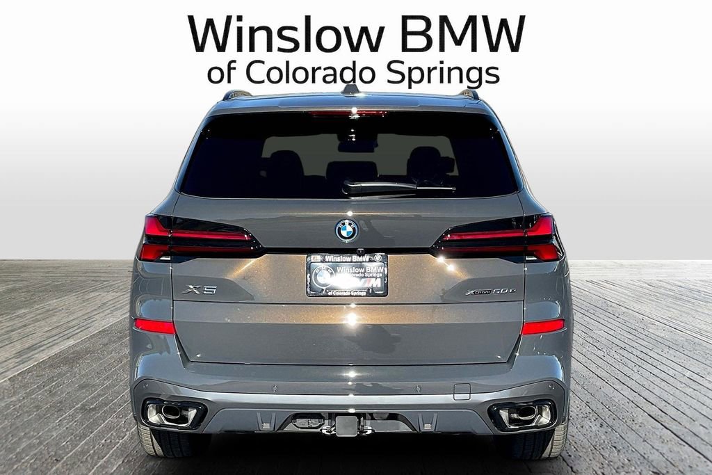 New 2026 BMW X5 xDrive50e w/ M Sport Package AWD/4WD image 4