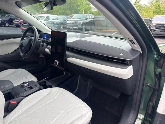 Certified 2024 Ford Mustang Mach-E Premium AWD/4WD image 10