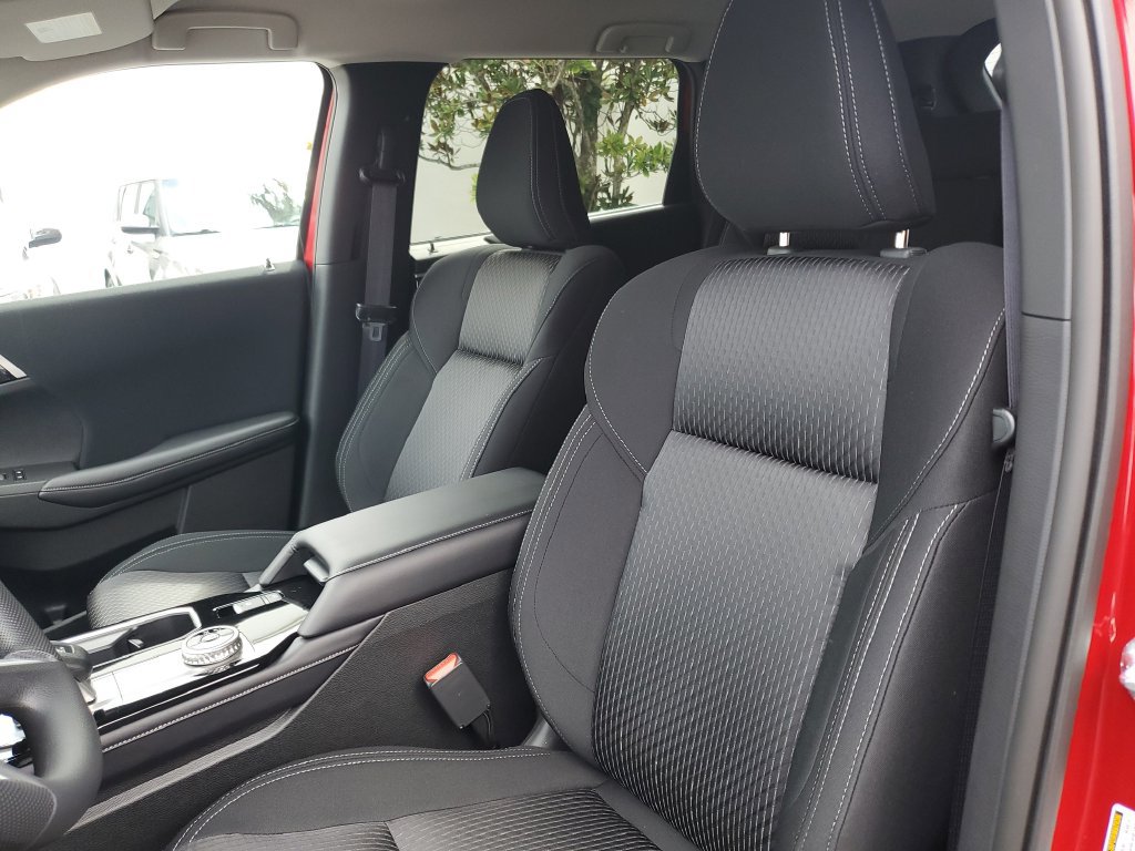 New 2026 Mitsubishi Outlander ES FWD image 19