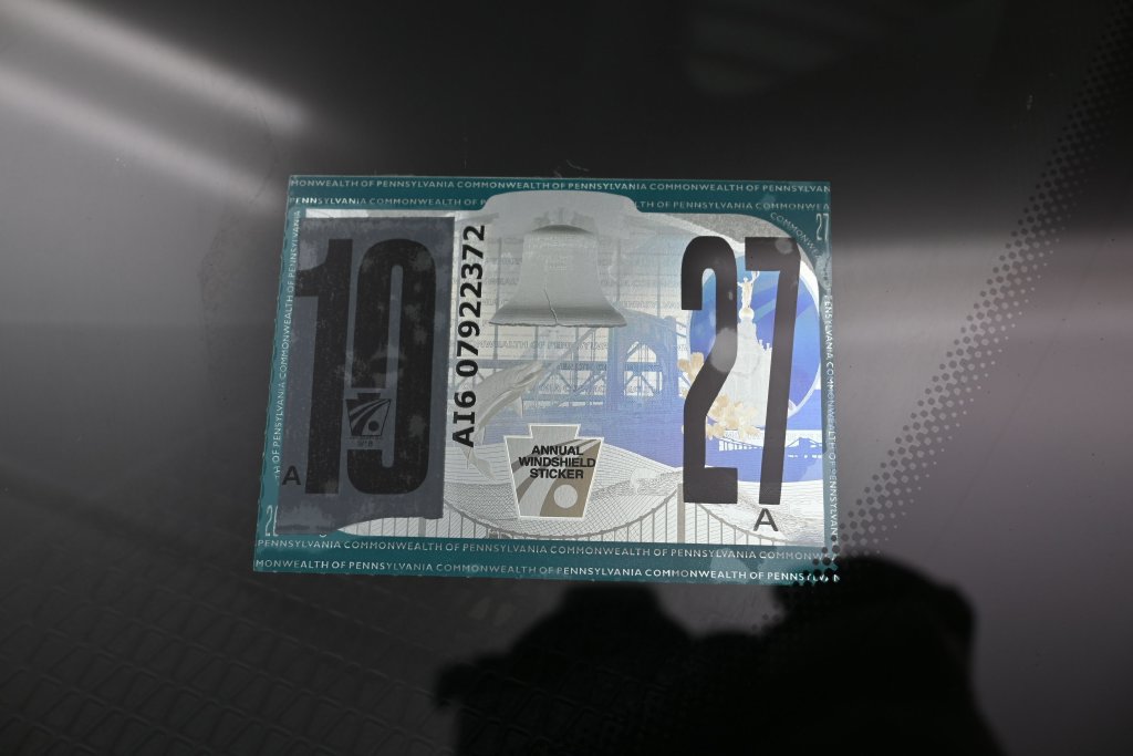 Used 2024 Cadillac Lyriq Tech RWD image 11