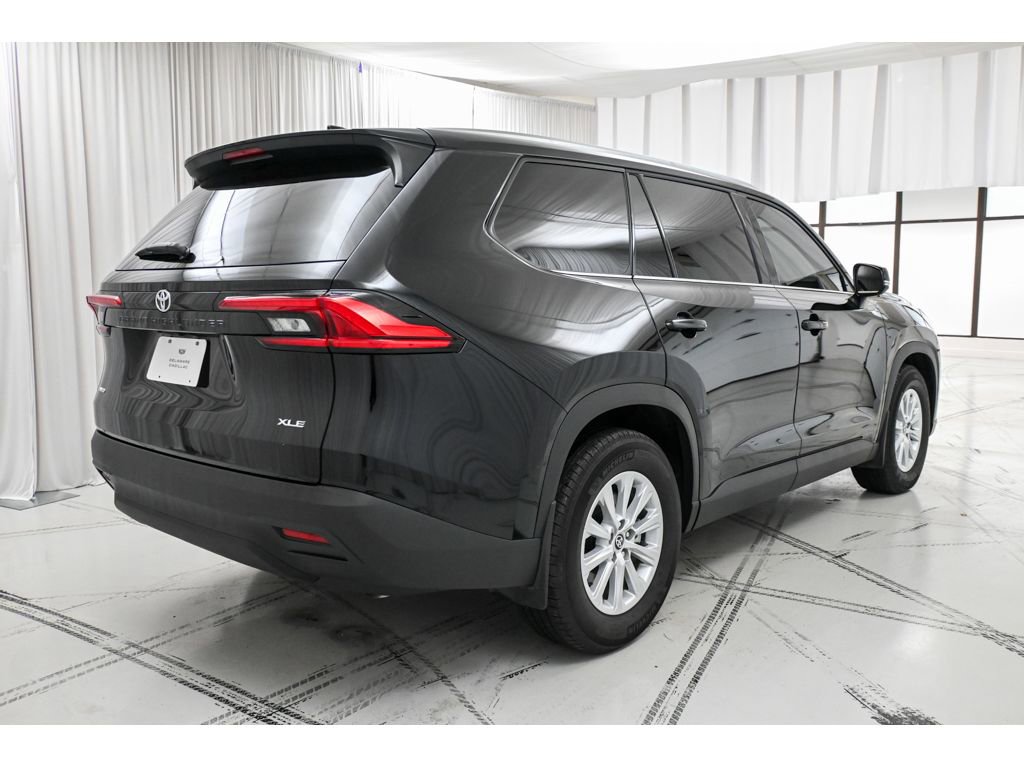 Used 2024 Toyota Grand Highlander XLE image 7