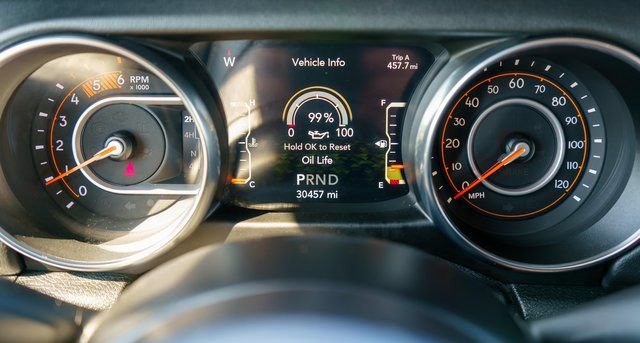 Used 2021 Jeep Gladiator Overland w/ Uconnect 4C Nav & Sound Group AWD/4WD image 20