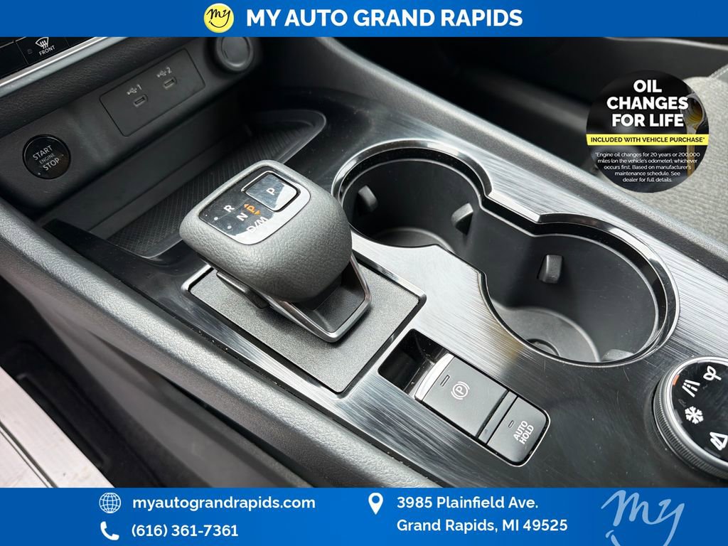 Used 2025 Nissan Rogue SV AWD/4WD image 25
