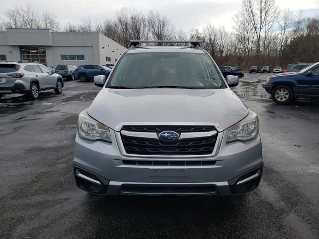 Used 2017 Subaru Forester 2.5i Premium w/ All-Weather Package image 9