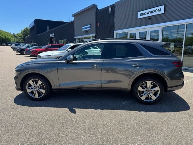 Used 2024 Genesis GV70 3.5T Sport AWD/4WD image 5