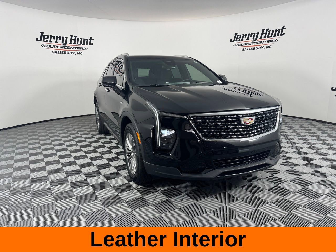 Used 2025 Cadillac XT4 Premium Luxury image 5