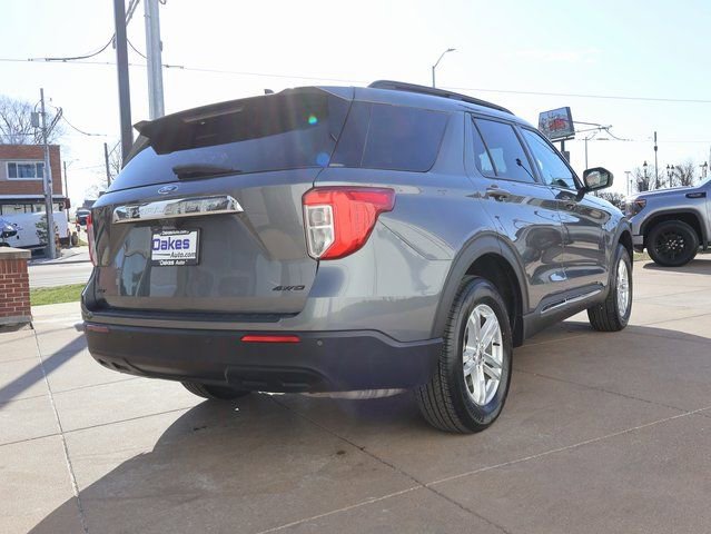 Used 2023 Ford Explorer XLT image 8