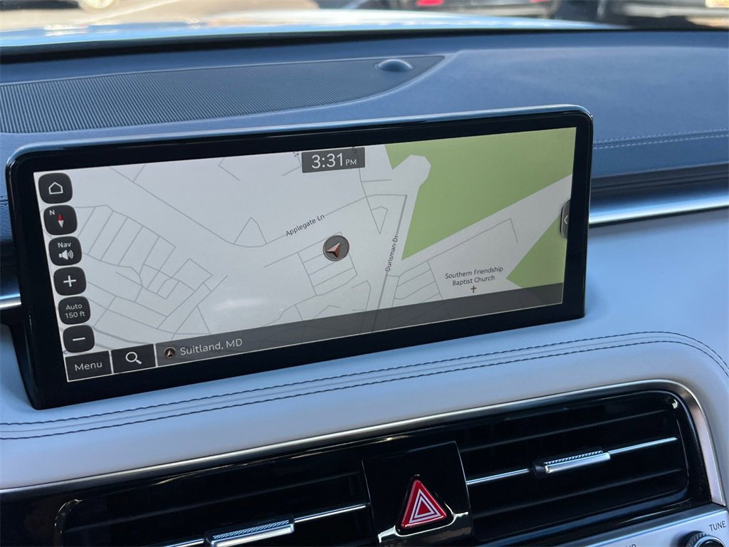 Used 2024 Genesis G70 2.5T image 22