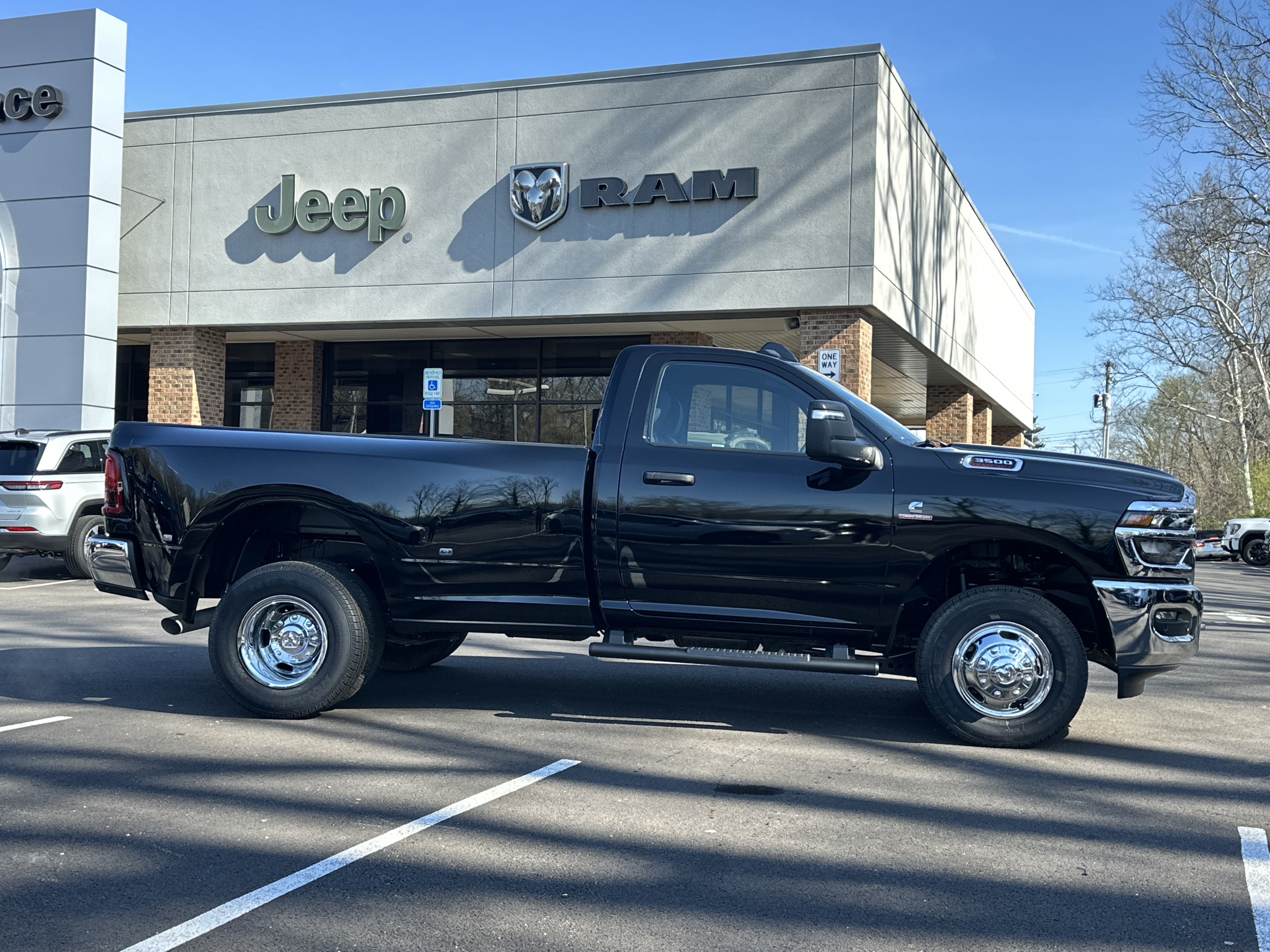 New 2026 RAM 3500 Tradesman AWD/4WD image 18