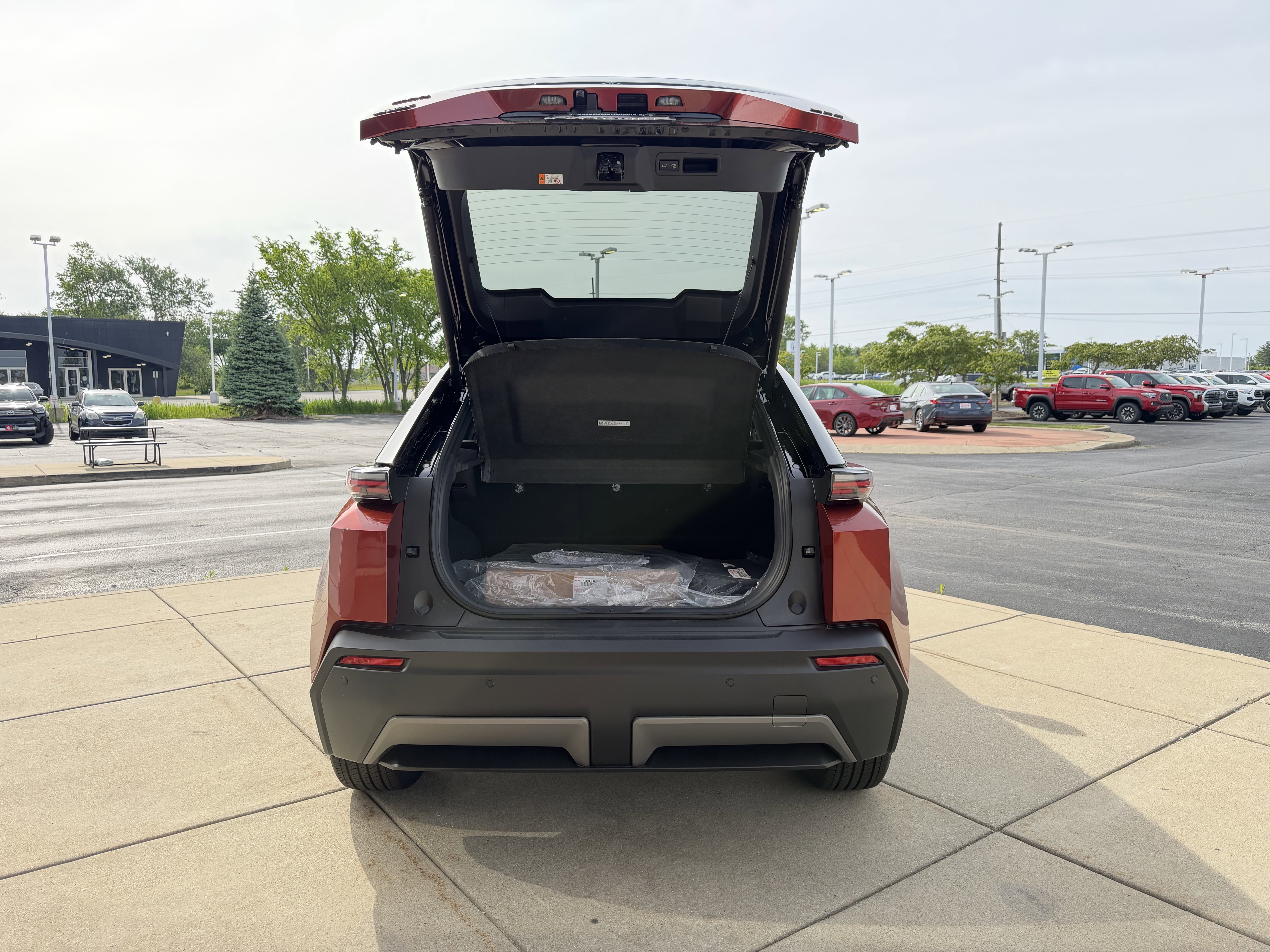 New 2026 Toyota C-HR AWD/4WD image 3