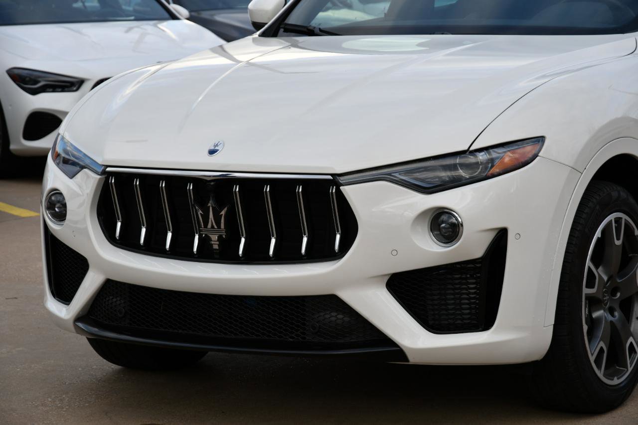 Used 2023 Maserati Levante Modena AWD/4WD image 3