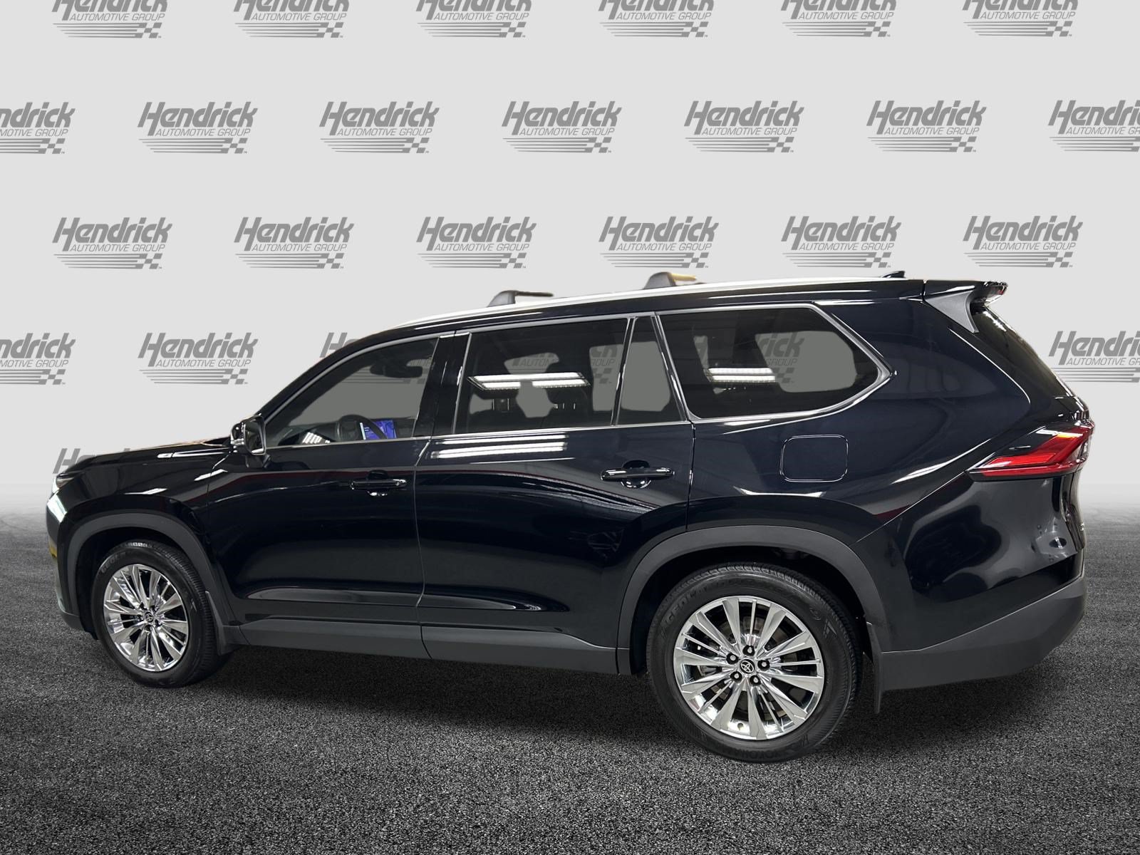 Used 2024 Toyota Grand Highlander AWD image 7