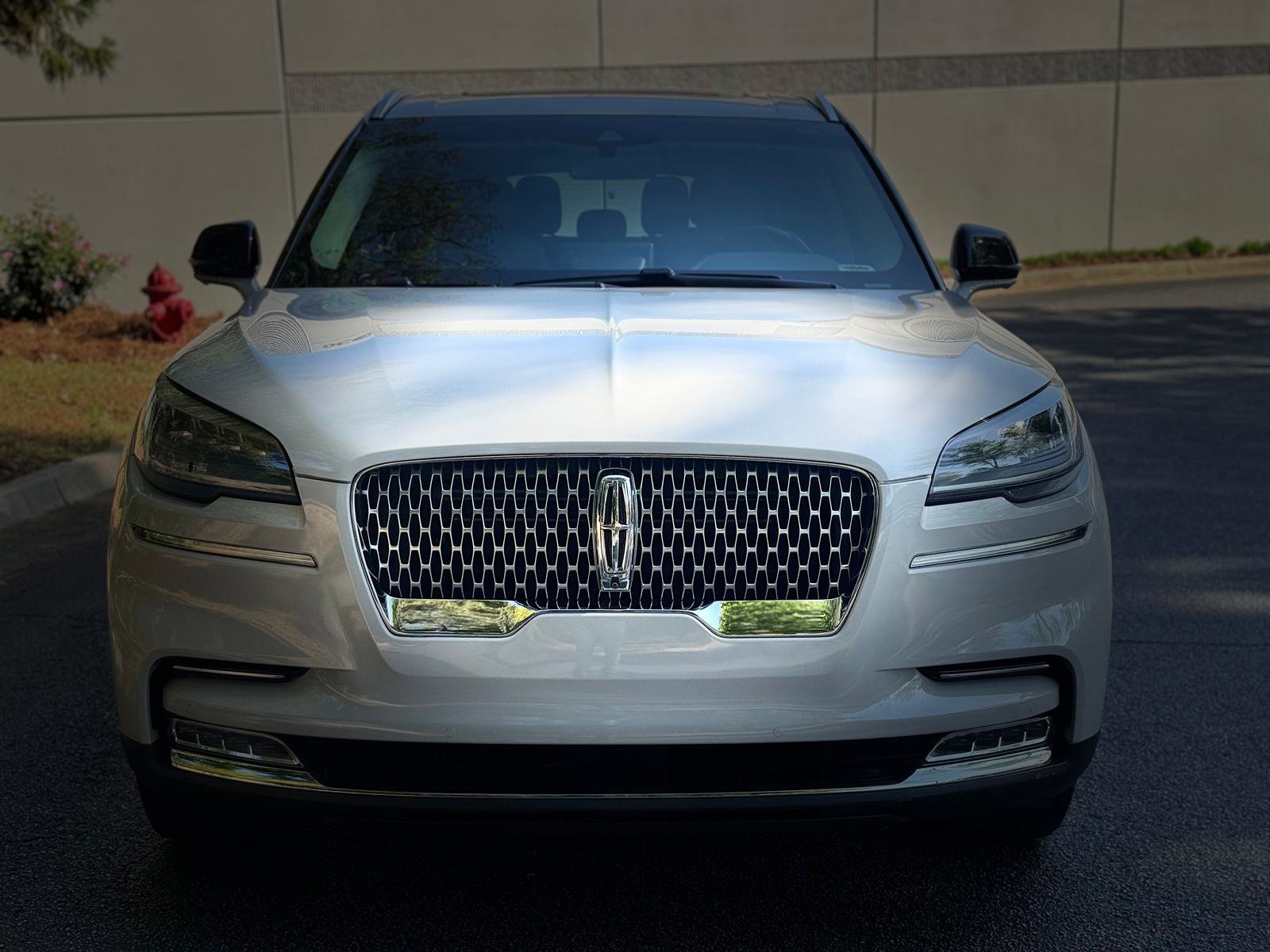 Used 2021 Lincoln Aviator Reserve w/ Equipment Group 201A AWD/4WD image 9