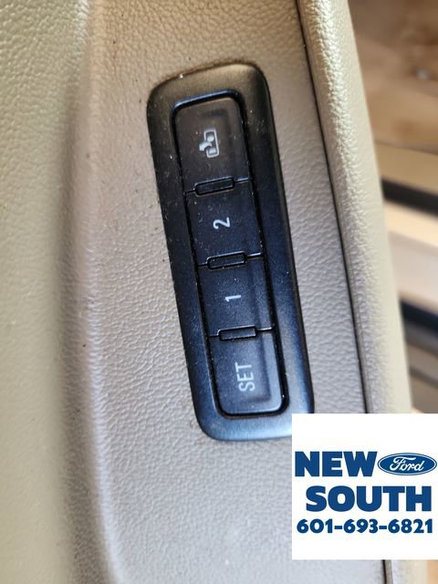 Used 2016 GMC Yukon SLT w/ Open Road Package image 11