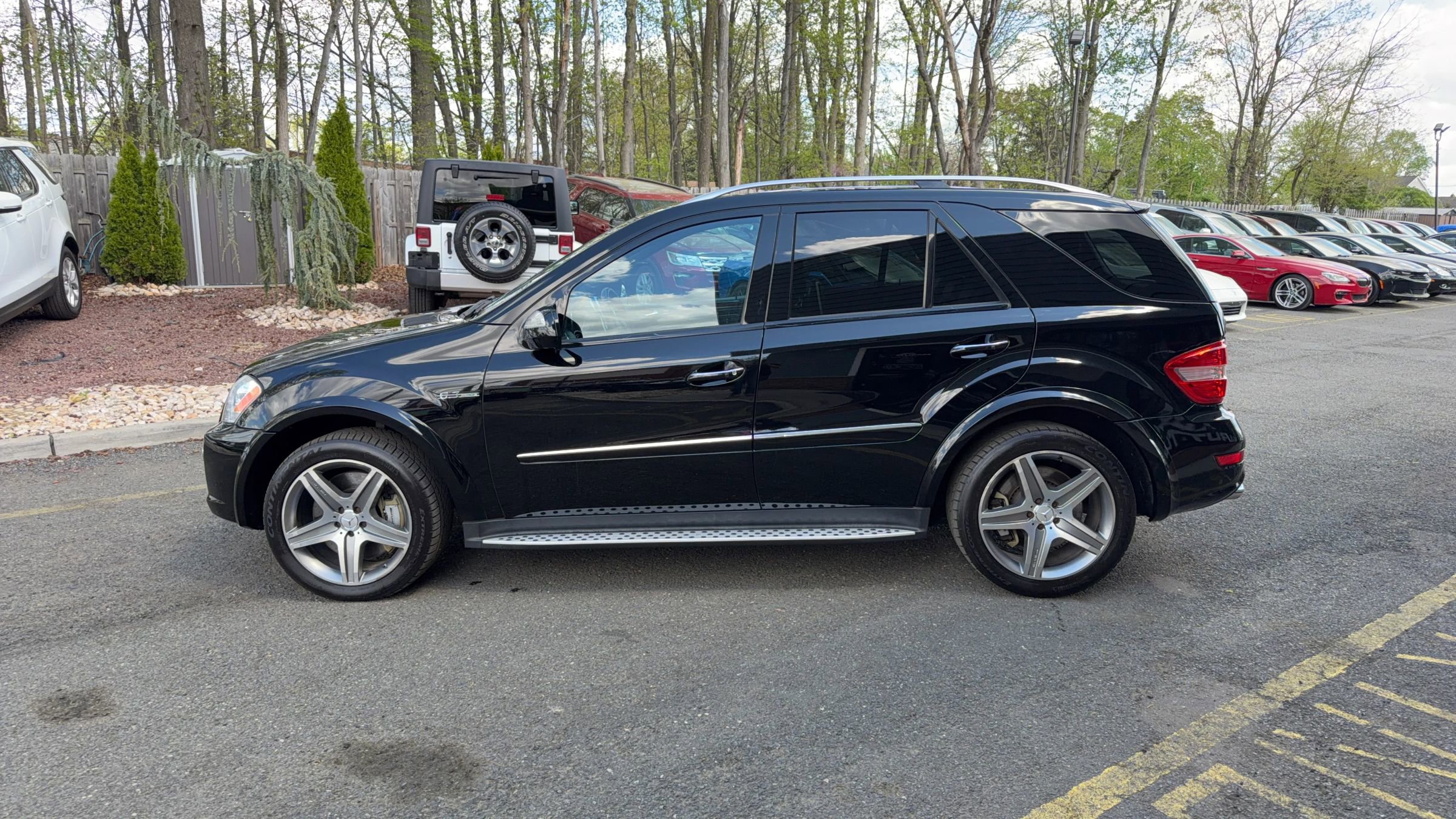 Used 2010 Mercedes-Benz ML 63 AMG 4MATIC image 8