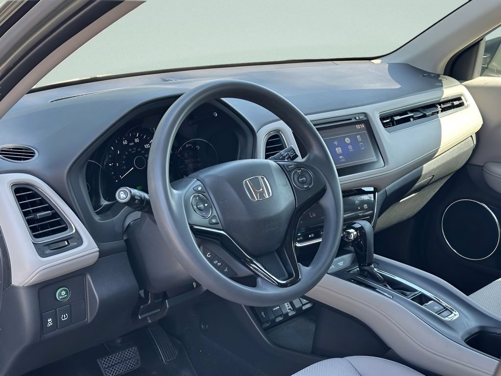 Used 2016 Honda HR-V EX image 8