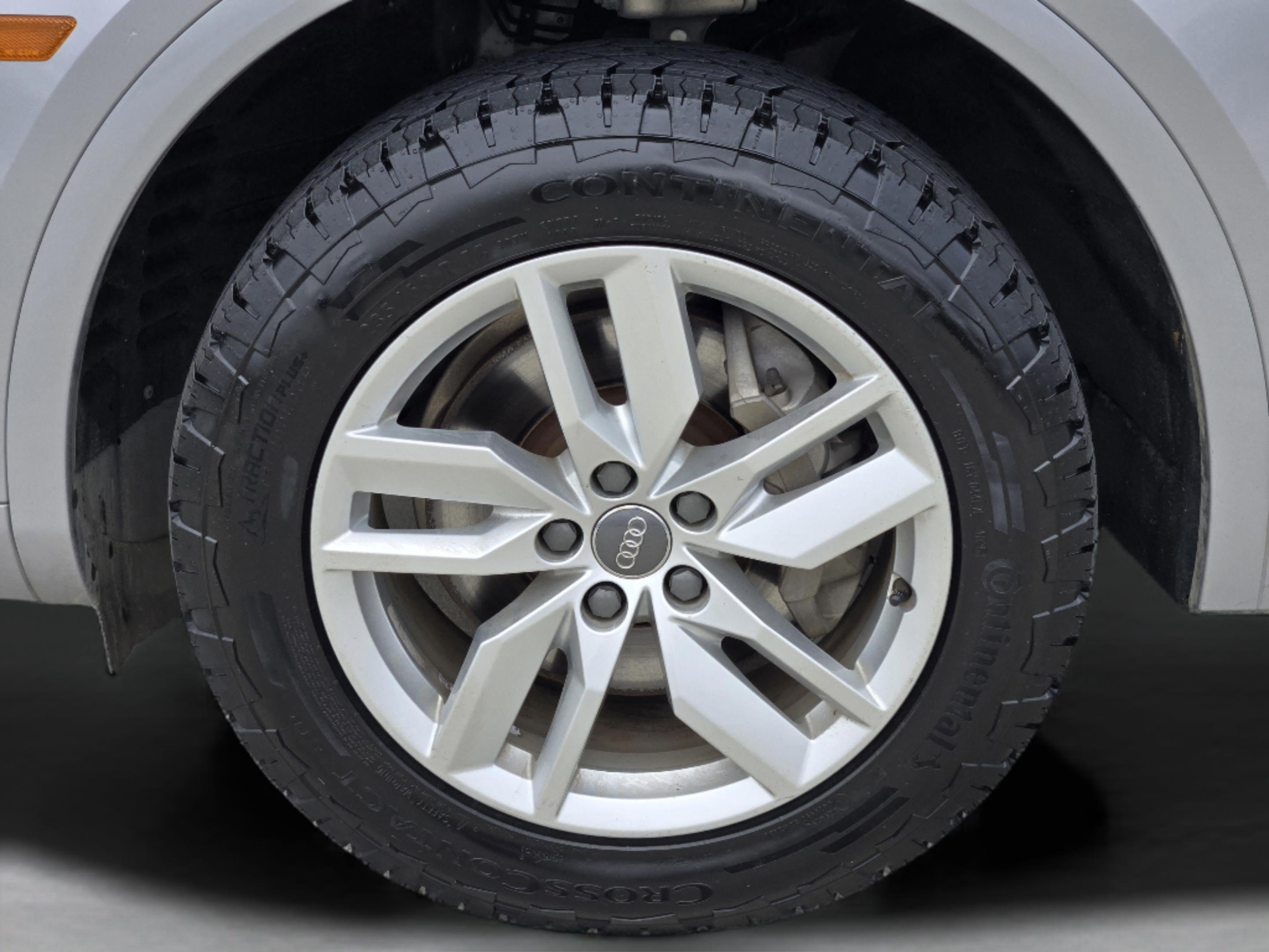 Used 2020 Audi Q5 2.0T Premium AWD/4WD image 29