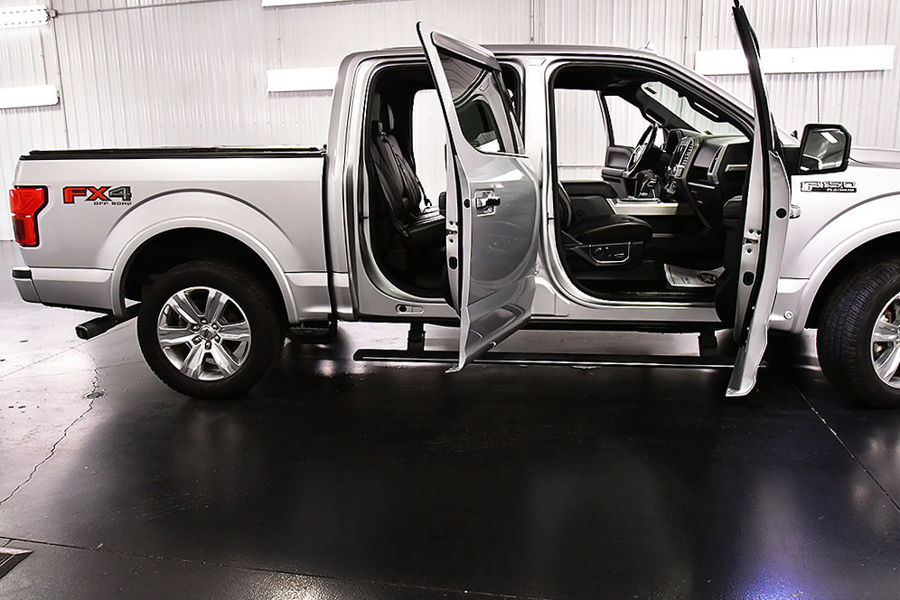 Used 2018 Ford F150 Platinum w/ Equipment Group 701A Luxury AWD/4WD image 34