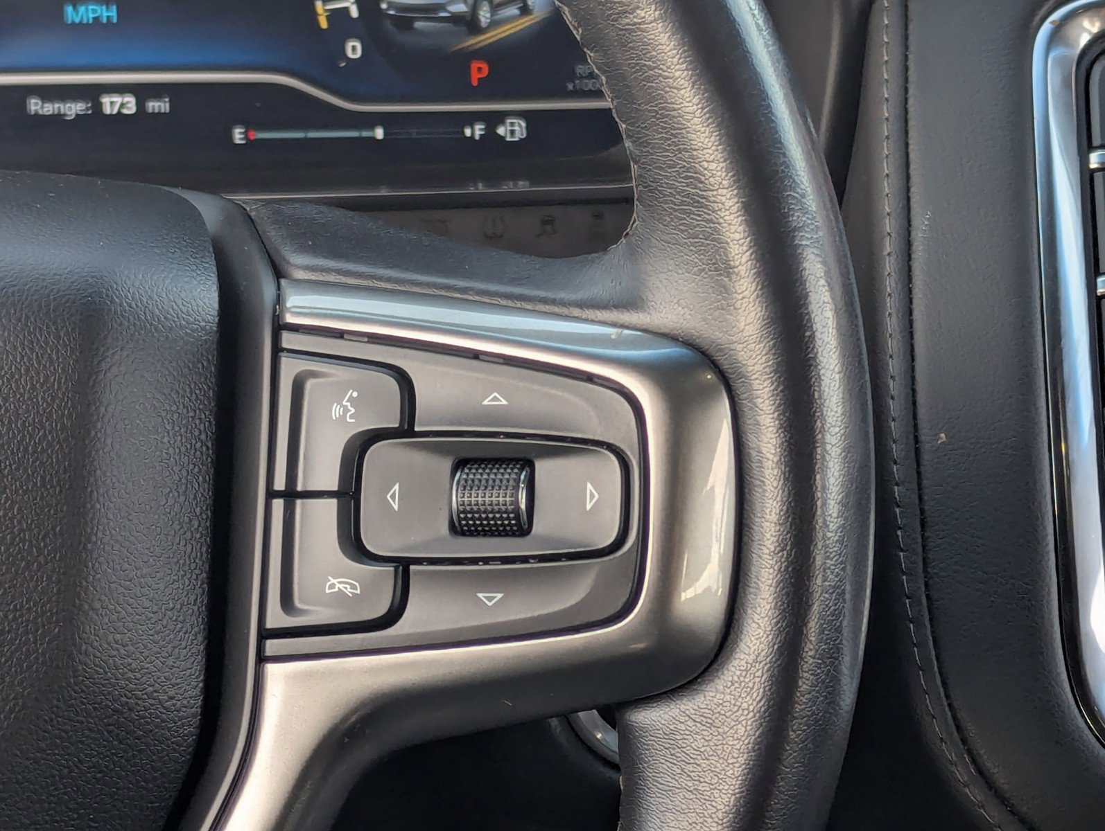 Certified 2022 Chevrolet Tahoe Z71 w/ Max Trailering Package image 25