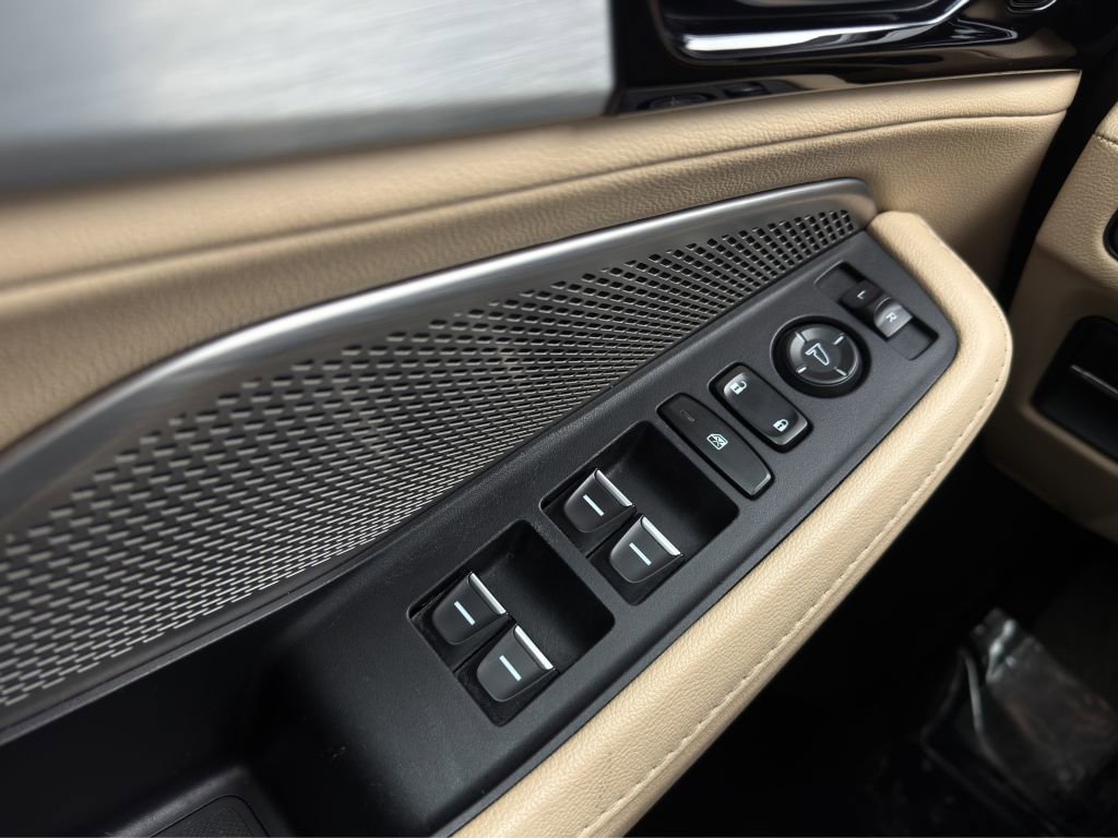 Used 2022 Acura MDX SH-AWD LOWEST PRICE AROUND image 11