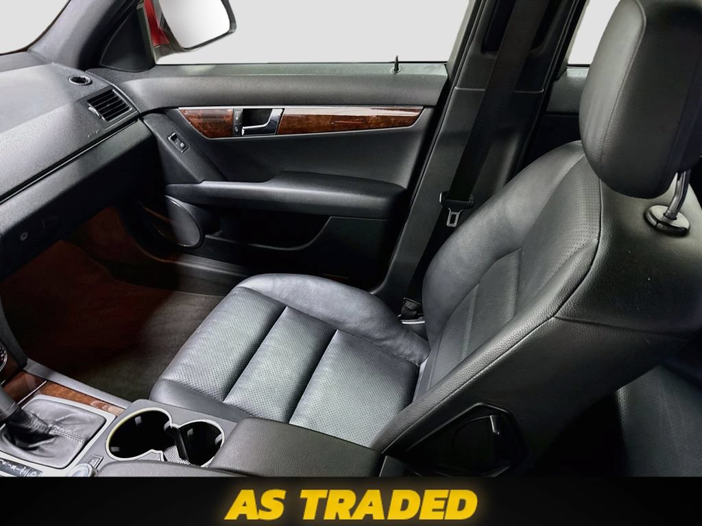 Used 2009 Mercedes-Benz C 300 Sedan image 23