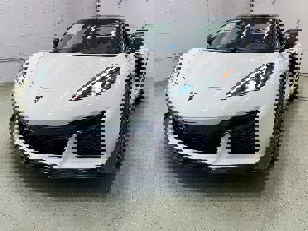 New 2025 Chevrolet Corvette Z06 w/ Z07 Performance Package image 8