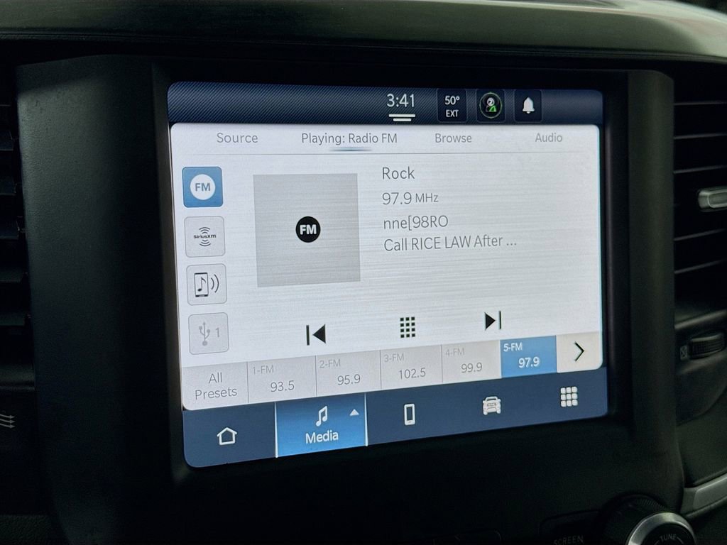 Used 2024 RAM 3500 Big Horn image 7