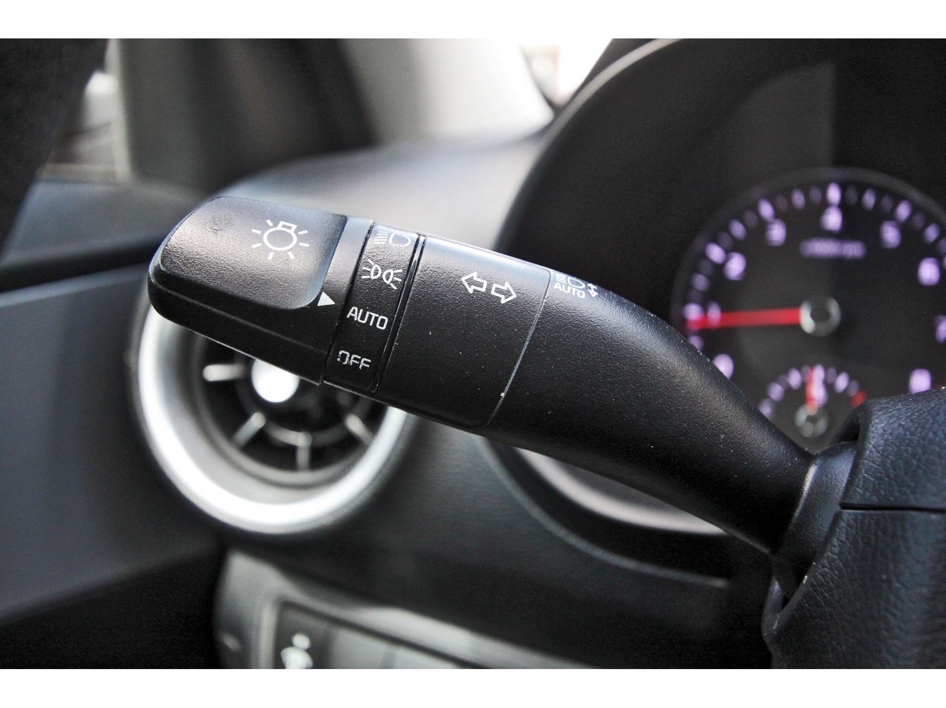 Used 2022 Kia Forte LXS FWD image 19