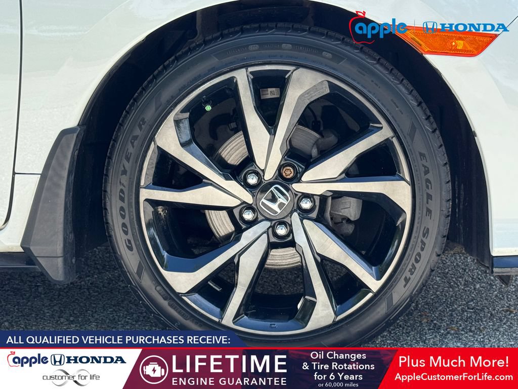 Used 2019 Honda Civic Sport Touring image 6