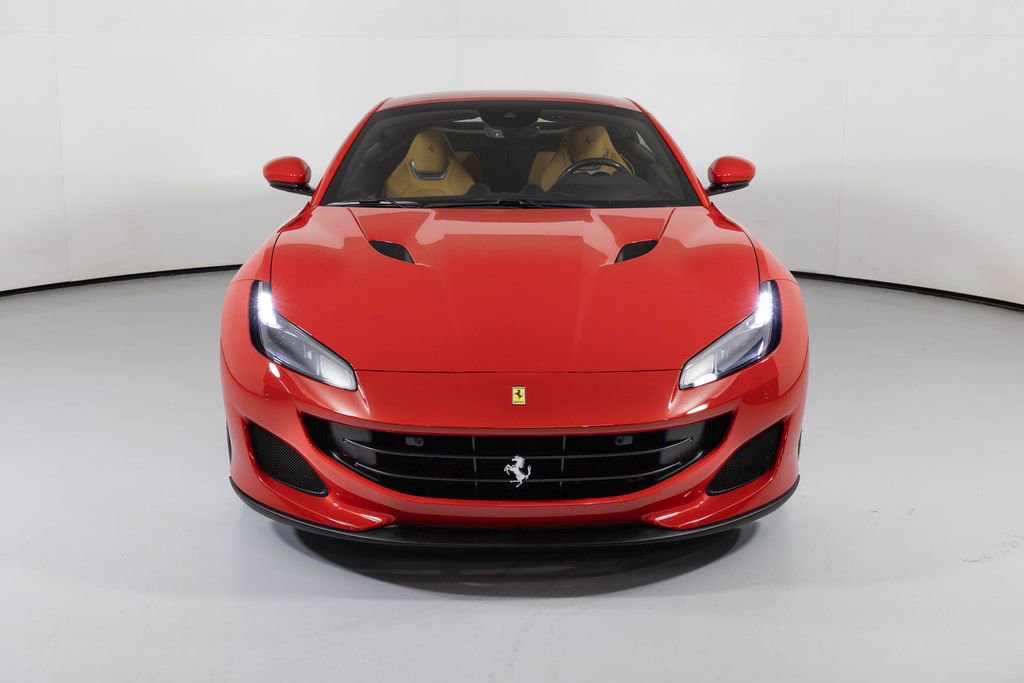 Used 2020 Ferrari Portofino image 8