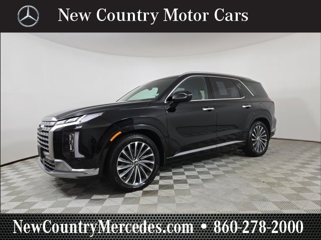 Used 2023 Hyundai Palisade Calligraphy w/ Winter Package image 3
