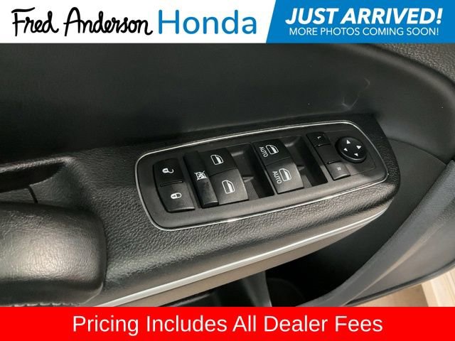 Used 2023 Chrysler 300 S RWD image 6