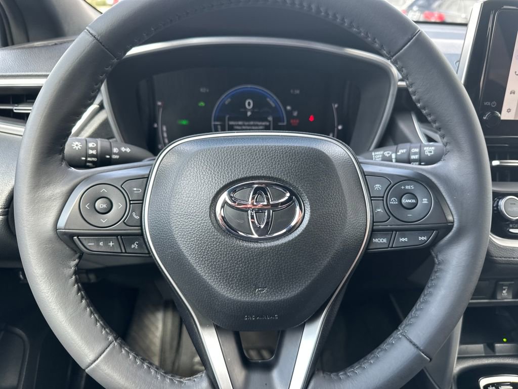 Used 2024 Toyota Corolla Cross XSE w/ Convenience Package image 20