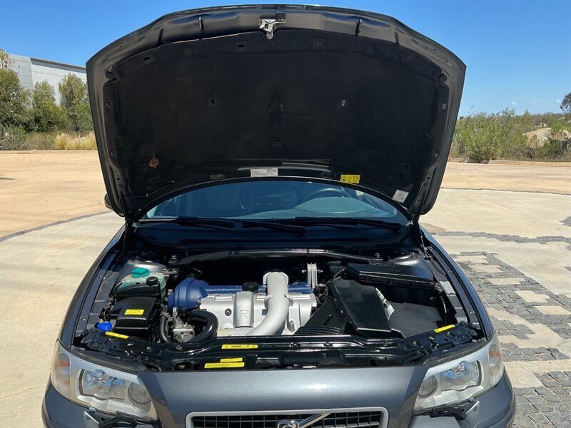 Used 2005 Volvo S60 R AWD/4WD image 39