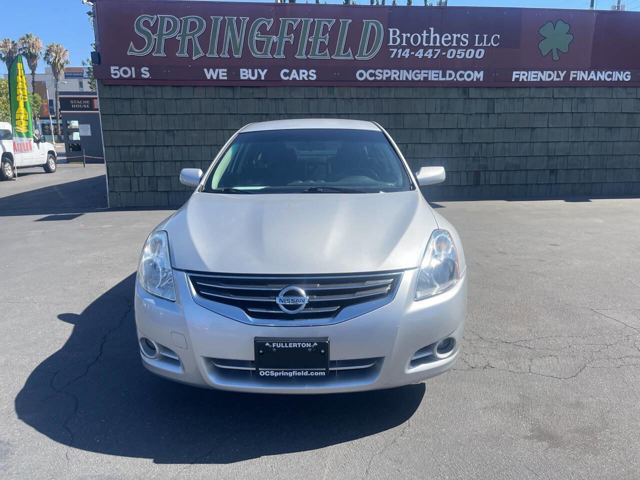 Used 2011 Nissan Altima 2.5 S w/ Special Edition Pkg image 2