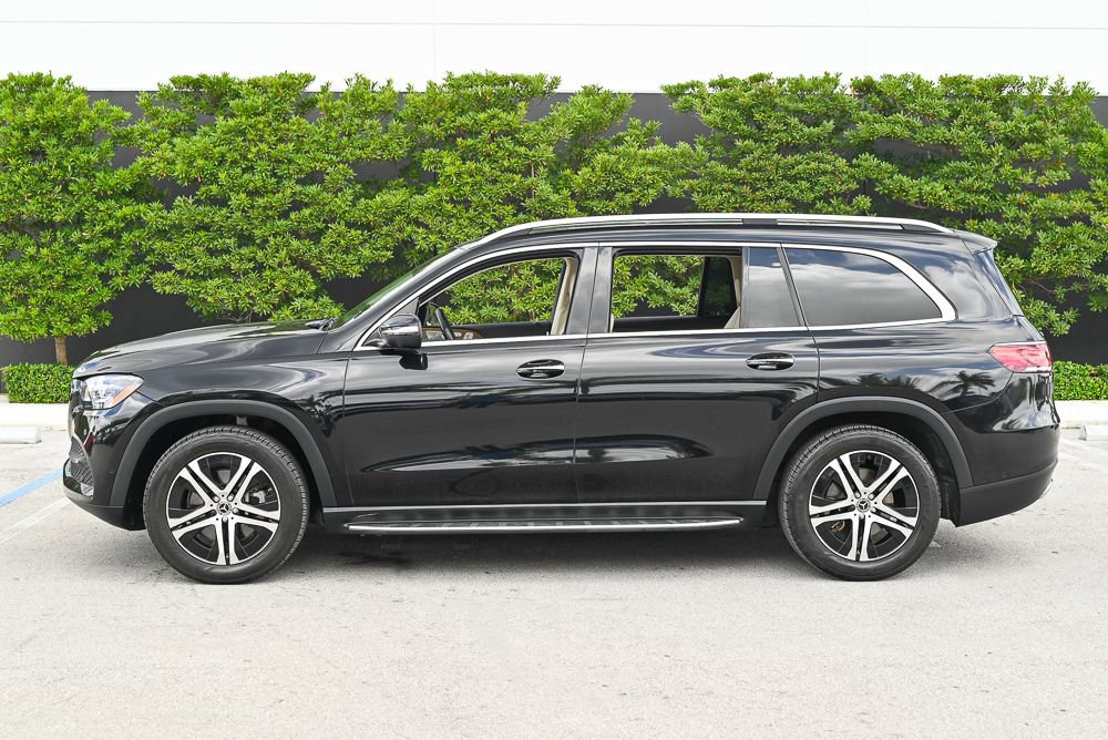 Used 2021 Mercedes-Benz GLS 450 4MATIC image 7