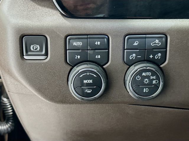 Certified 2022 Chevrolet Silverado 1500 LTZ w/ LTZ Convenience Package II AWD/4WD image 10