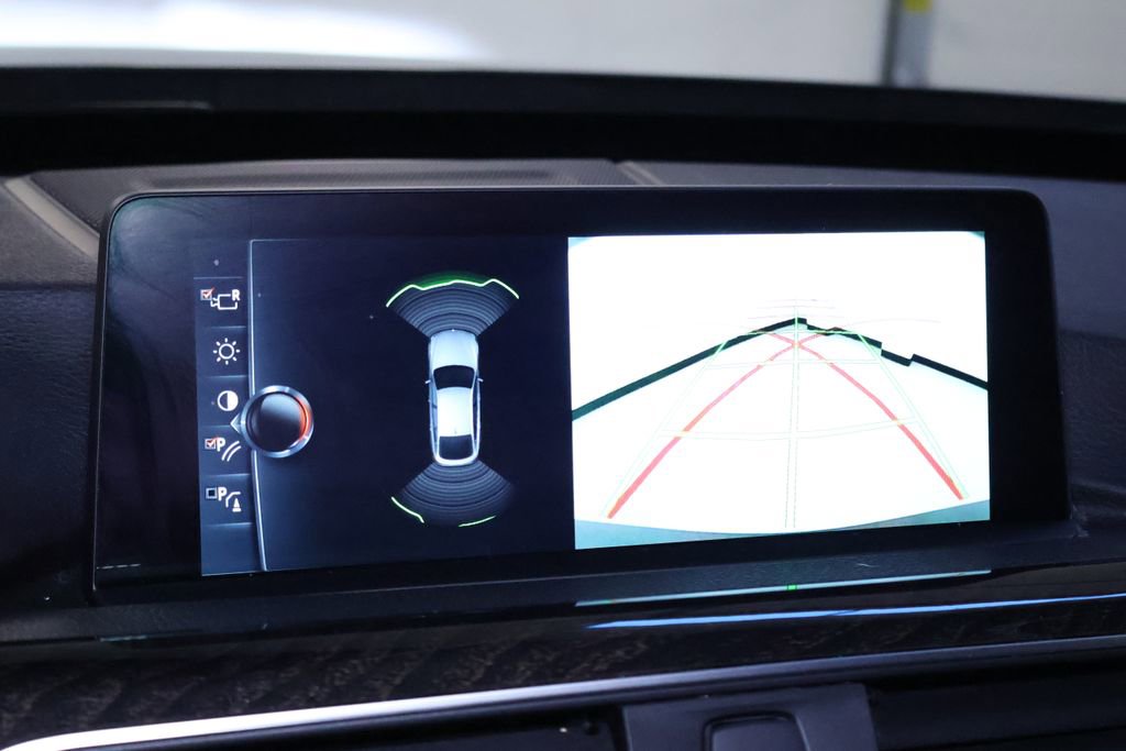 Used 2017 BMW 340i Gran Turismo xDrive image 33