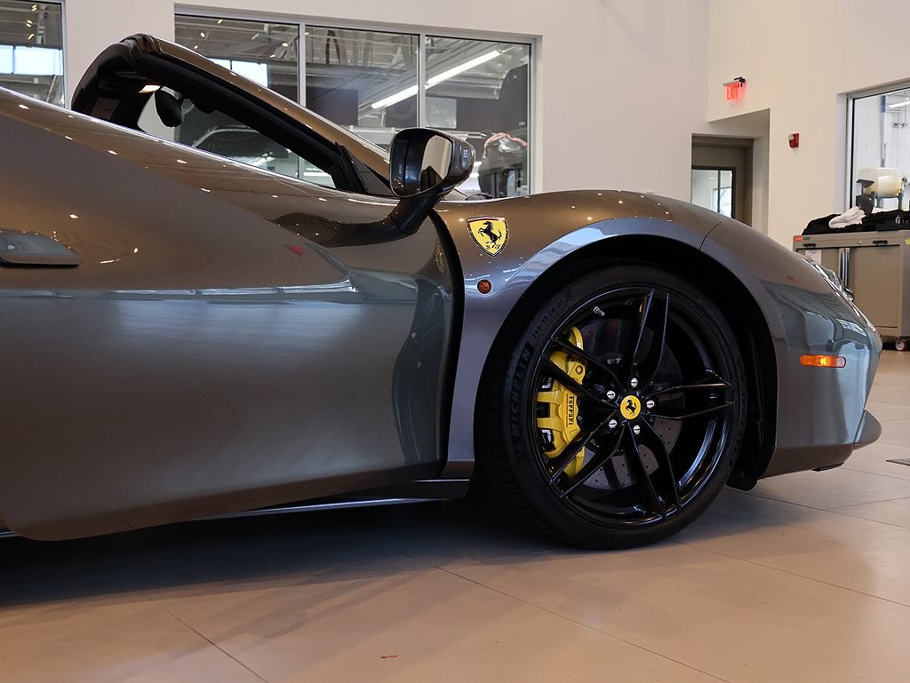 Certified 2018 Ferrari 488 Spider RWD image 28