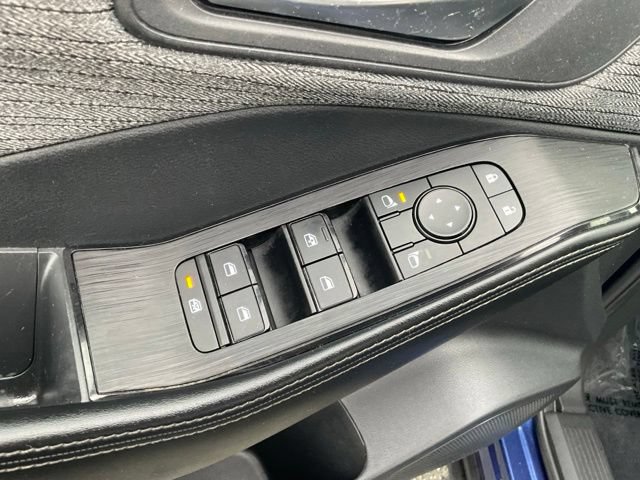Used 2023 Nissan Rogue SV AWD/4WD image 11