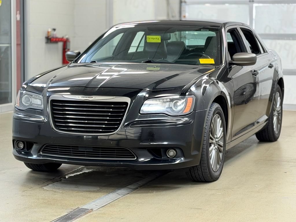 Used 2014 Chrysler 300 C AWD/4WD image 3