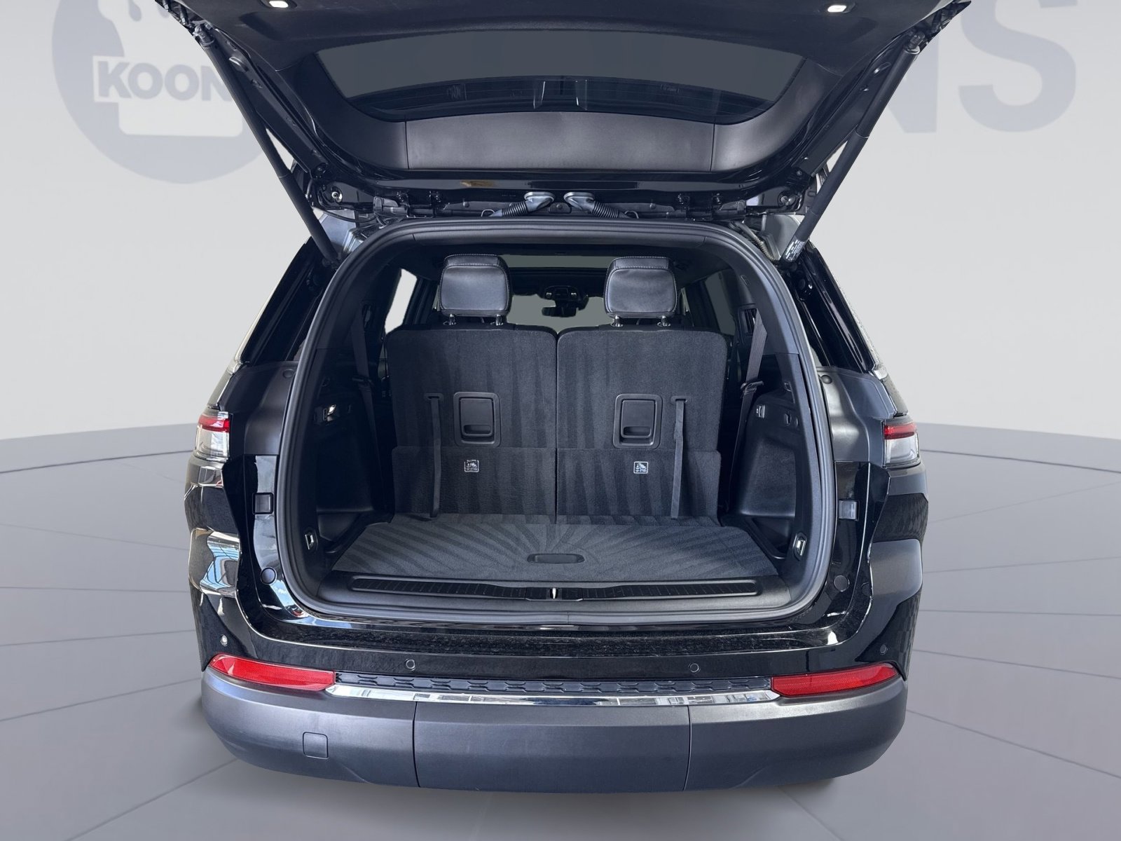 Used 2024 Jeep Grand Cherokee L Limited w/ Luxury Tech Group II image 27