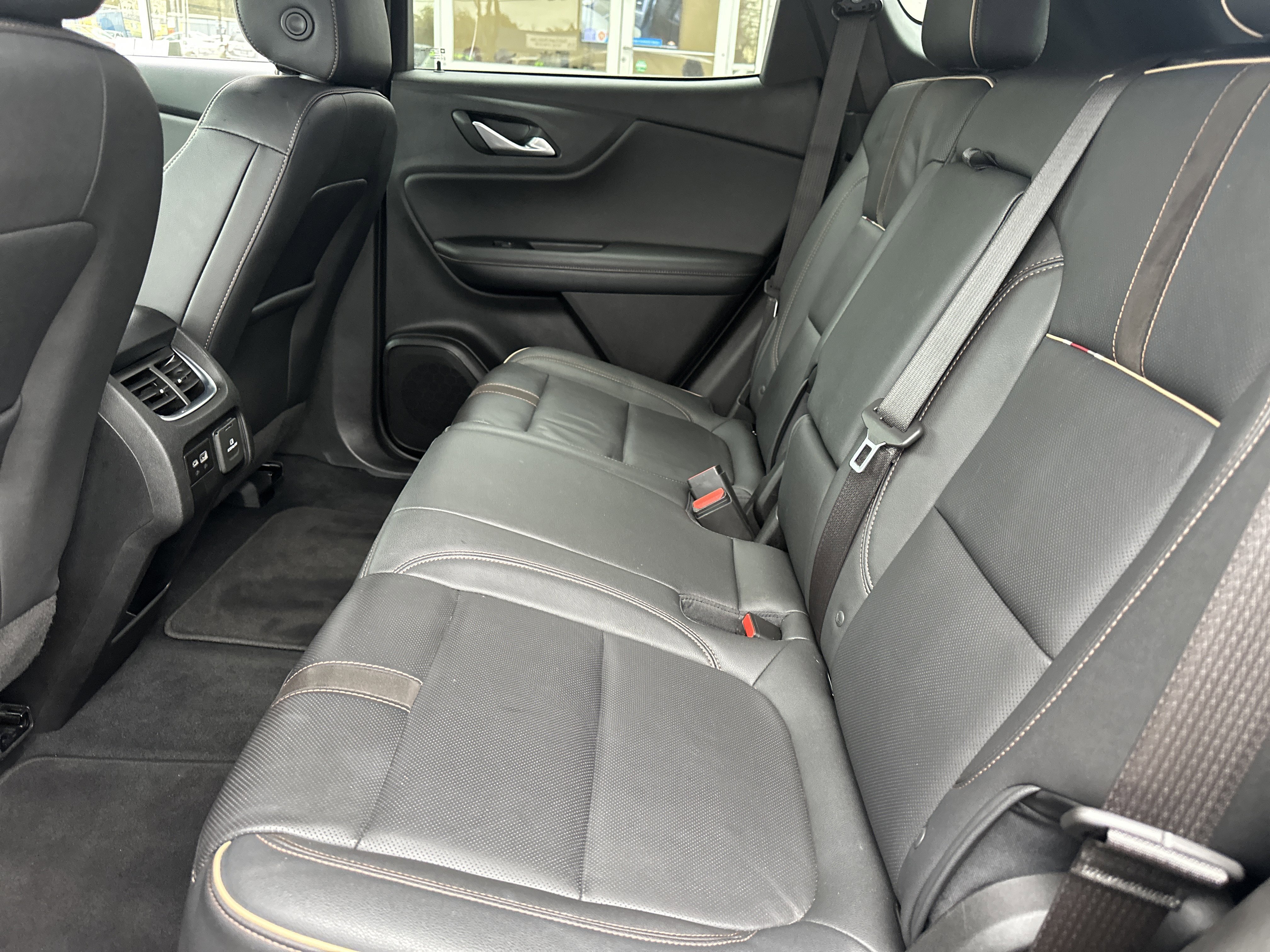 Used 2022 Chevrolet Blazer Premier w/ Driver Confidence II Package image 12