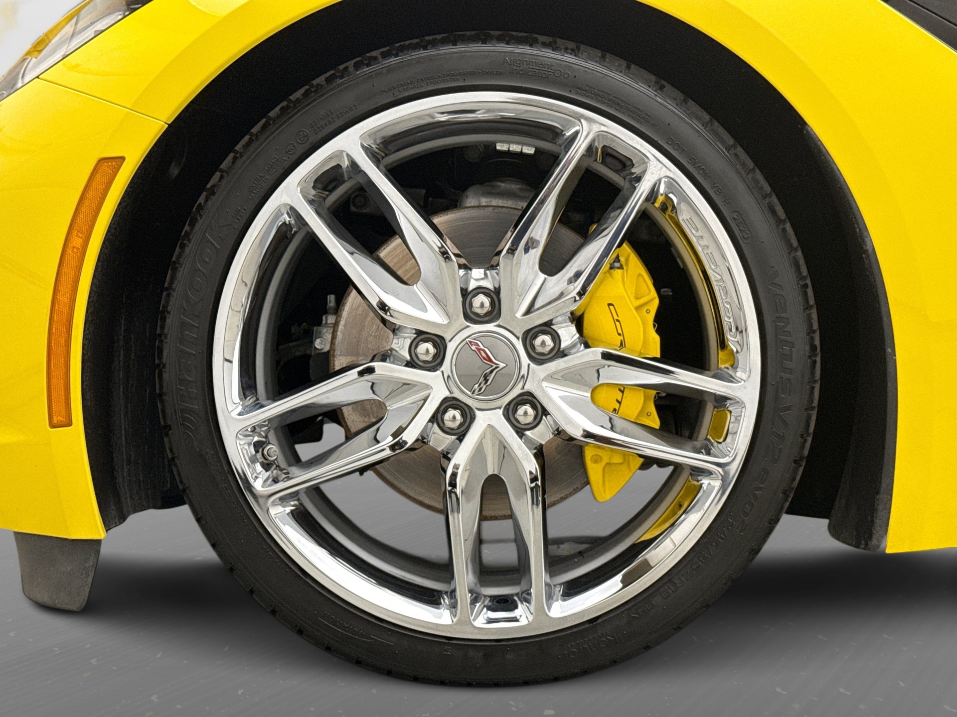Used 2016 Chevrolet Corvette Stingray Coupe w/ 3LT Preferred Equipment Group RWD image 23